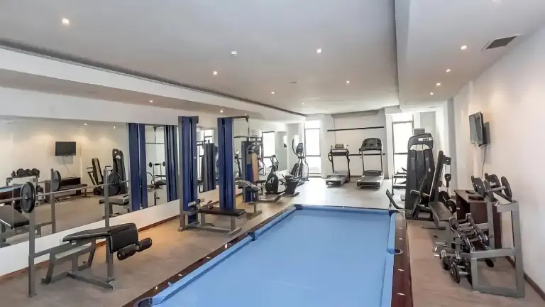 Spa &amp; Sauna Center (3/11)
