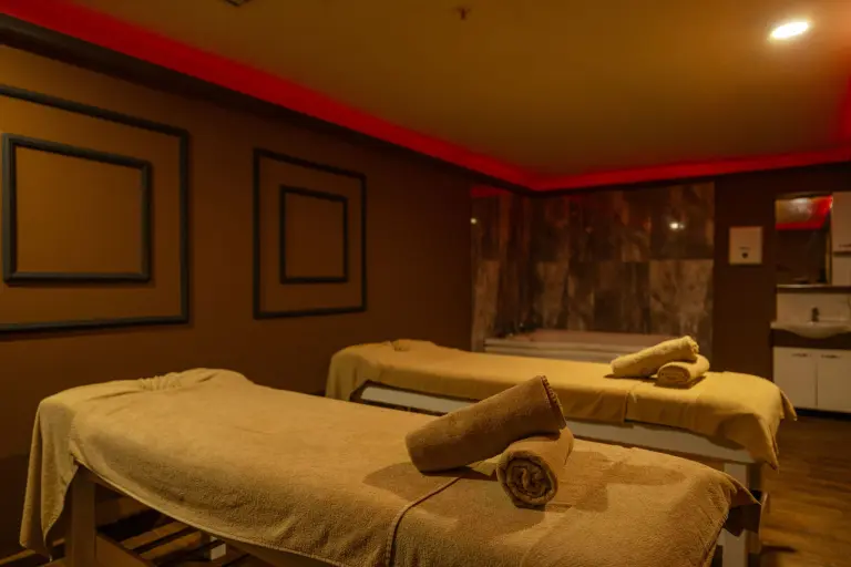 Spa &amp; Sauna Center (5/11)